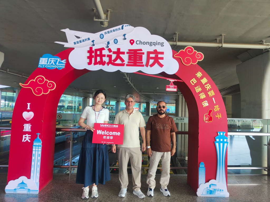 Welcome to Chongqing, China – we will greet the clients at the airport.
